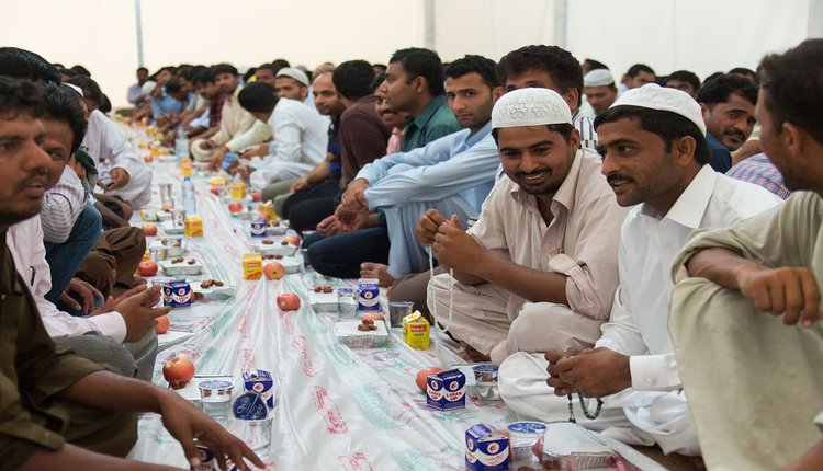 البطمي ينتقد سلوكيات المغاربة بخصوص فطور رمضان 