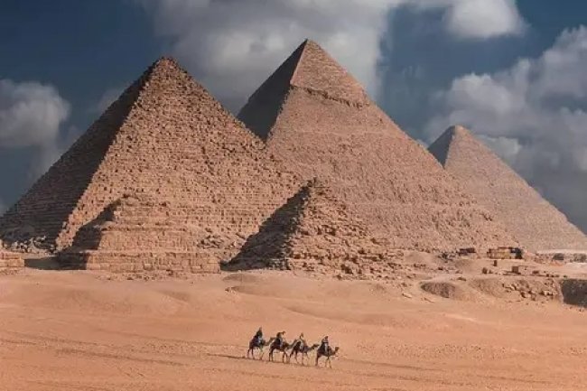 صراع الحضارات من الإفتخار بالهوية الى الإقصاء : مصر كنموذج