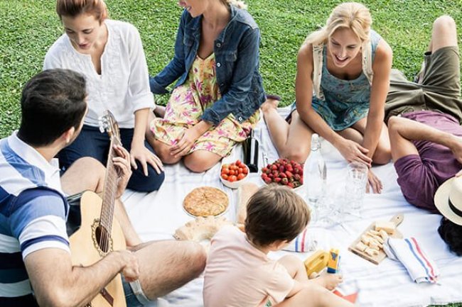 هل الإنسان المعاصر لم يعد بحاجة إلى الحياة الاجتماعية ؟