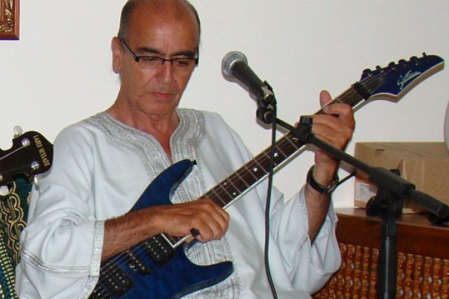 سيرة الفنان الكبير عبد العزيز الشامخ مؤسس مجموعة إزنزارن