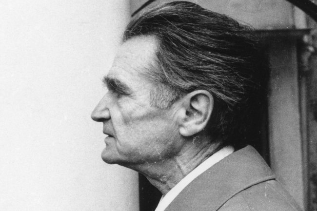 كيف عاش سيوران عمرا طويلا رغم فلسفته العدمية